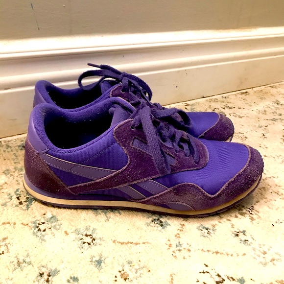 Ladies 8 US Retro Classic Reebok Sneakers - Picture 1 of 4